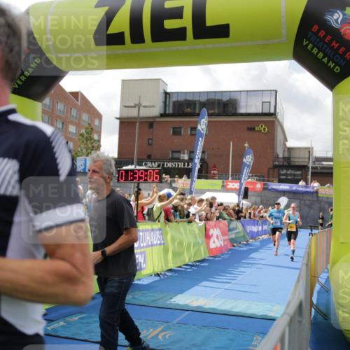 10.08.2025 - GEWOBA Citytriathlon Bremen H.Heesch http://msf.ph/oto/8540272 10.08.2025 11:42:43 Ziel 139, 447, 476 meine-sportfotos.de