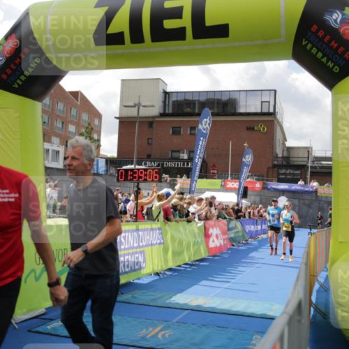 10.08.2025 - GEWOBA Citytriathlon Bremen H.Heesch http://msf.ph/oto/8540274 10.08.2025 11:42:43 Ziel 139, 447, 476 meine-sportfotos.de
