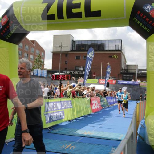 10.08.2025 - GEWOBA Citytriathlon Bremen H.Heesch http://msf.ph/oto/8540276 10.08.2025 11:42:44 Ziel 139, 447, 476 meine-sportfotos.de
