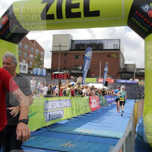 10.08.2025 - GEWOBA Citytriathlon Bremen H.Heesch http://msf.ph/oto/8540278 10.08.2025 11:42:44 Ziel 139, 447, 476 meine-sportfotos.de