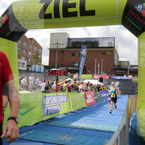 10.08.2025 - GEWOBA Citytriathlon Bremen H.Heesch http://msf.ph/oto/8540281 10.08.2025 11:42:44 Ziel 139, 447, 476 meine-sportfotos.de
