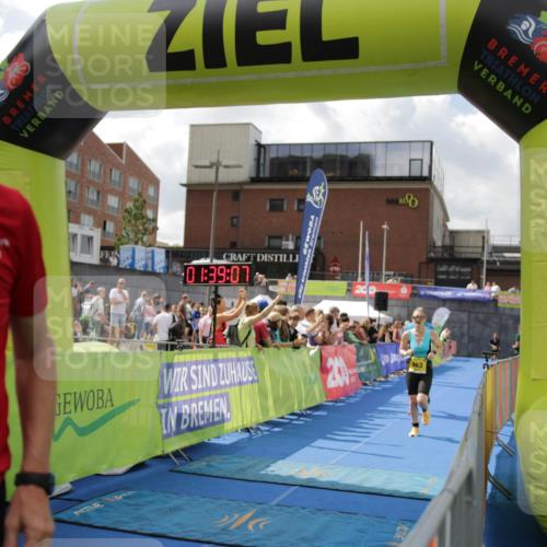 10.08.2025 - GEWOBA Citytriathlon Bremen H.Heesch http://msf.ph/oto/8540283 10.08.2025 11:42:44 Ziel 139, 447, 476 meine-sportfotos.de