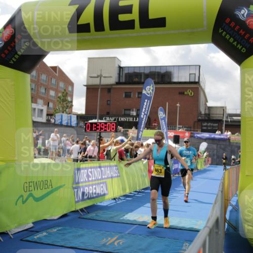 10.08.2025 - GEWOBA Citytriathlon Bremen H.Heesch http://msf.ph/oto/8540294 10.08.2025 11:42:45 Ziel 139, 447, 463 meine-sportfotos.de