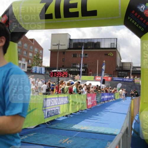 10.08.2025 - GEWOBA Citytriathlon Bremen H.Heesch http://msf.ph/oto/8540455 10.08.2025 11:43:06 Ziel 49, 229, 354, 355, 506 meine-sportfotos.de