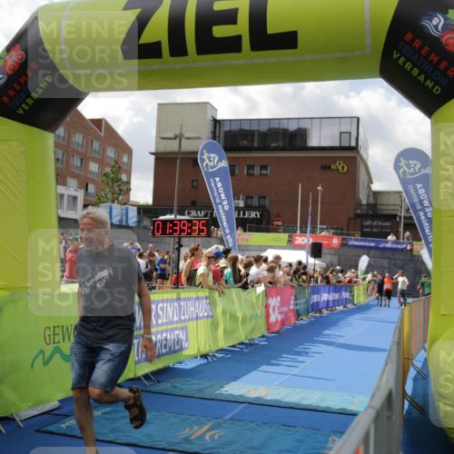 10.08.2025 - GEWOBA Citytriathlon Bremen H.Heesch http://msf.ph/oto/8540512 10.08.2025 11:43:12 Ziel 49, 169, 229, 354, 506 meine-sportfotos.de