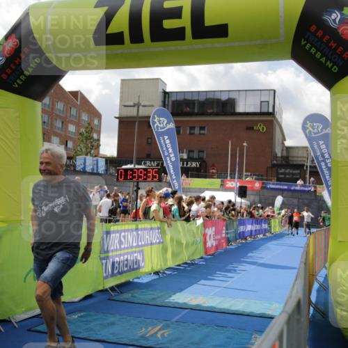 10.08.2025 - GEWOBA Citytriathlon Bremen H.Heesch http://msf.ph/oto/8540513 10.08.2025 11:43:12 Ziel 49, 169, 229, 354, 506 meine-sportfotos.de