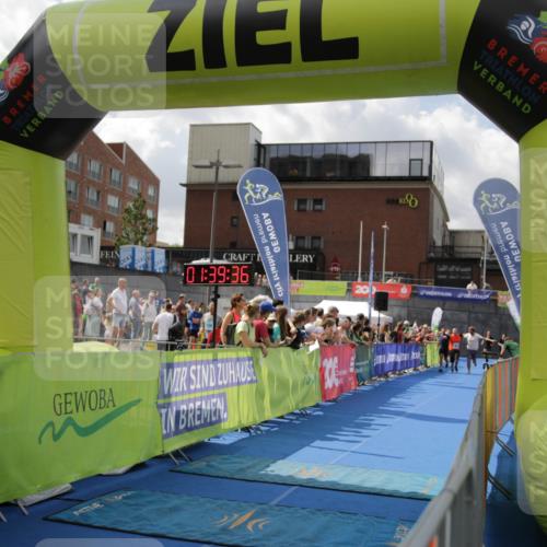 10.08.2025 - GEWOBA Citytriathlon Bremen H.Heesch http://msf.ph/oto/8540520 10.08.2025 11:43:13 Ziel 49, 169, 229, 354, 506 meine-sportfotos.de