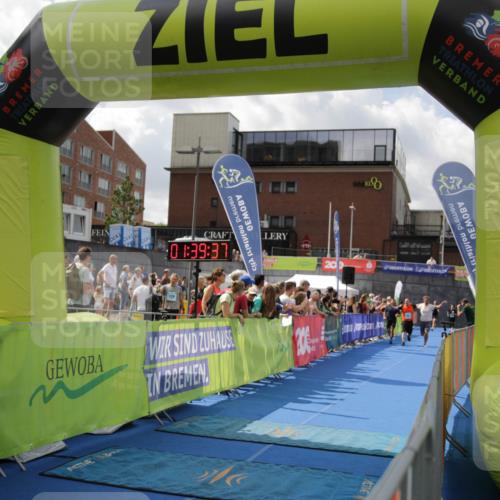 10.08.2025 - GEWOBA Citytriathlon Bremen H.Heesch http://msf.ph/oto/8540530 10.08.2025 11:43:14 Ziel 49, 169, 229, 354, 506 meine-sportfotos.de