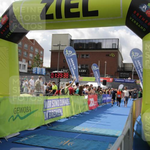 10.08.2025 - GEWOBA Citytriathlon Bremen H.Heesch http://msf.ph/oto/8540545 10.08.2025 11:43:15 Ziel 49, 169, 229 meine-sportfotos.de