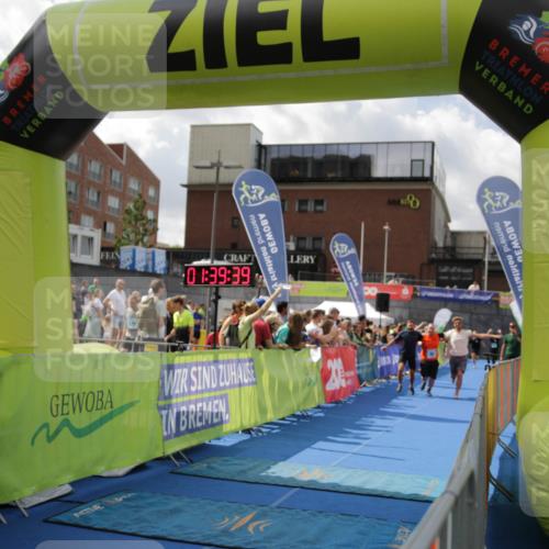 10.08.2025 - GEWOBA Citytriathlon Bremen H.Heesch http://msf.ph/oto/8540550 10.08.2025 11:43:16 Ziel 49, 169, 229 meine-sportfotos.de