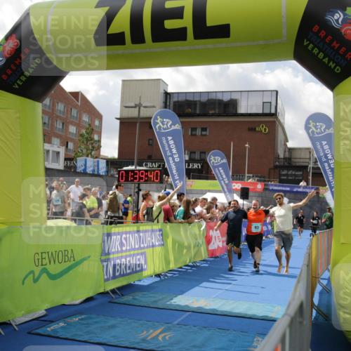 10.08.2025 - GEWOBA Citytriathlon Bremen H.Heesch http://msf.ph/oto/8540565 10.08.2025 11:43:17 Ziel 169, 229 meine-sportfotos.de