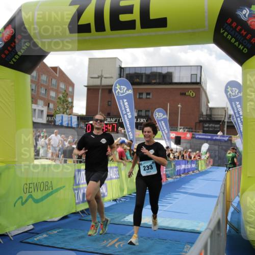 10.08.2025 - GEWOBA Citytriathlon Bremen H.Heesch http://msf.ph/oto/8540629 10.08.2025 11:43:24 Ziel 93, 233 meine-sportfotos.de