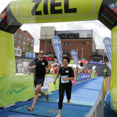 10.08.2025 - GEWOBA Citytriathlon Bremen H.Heesch http://msf.ph/oto/8540630 10.08.2025 11:43:24 Ziel 93, 233 meine-sportfotos.de