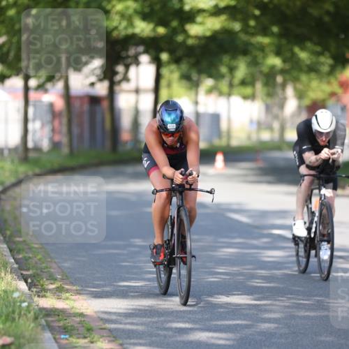 10.08.2025 - GEWOBA Citytriathlon Bremen Yannick Fuchs http://msf.ph/oto/8540663 10.08.2025 10:25:26 Radfahren  meine-sportfotos.de