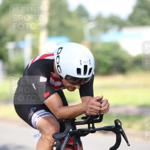 10.08.2025 - GEWOBA Citytriathlon Bremen Yannick Fuchs http://msf.ph/oto/8540672 10.08.2025 10:26:05 Radfahren 431, 507 meine-sportfotos.de