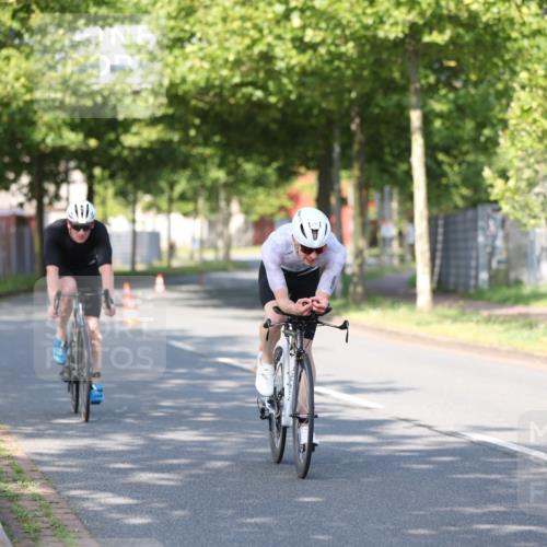 10.08.2025 - GEWOBA Citytriathlon Bremen Yannick Fuchs http://msf.ph/oto/8540688 10.08.2025 10:26:32 Radfahren 487 meine-sportfotos.de