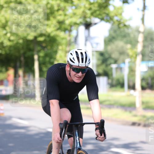 10.08.2025 - GEWOBA Citytriathlon Bremen Yannick Fuchs http://msf.ph/oto/8540691 10.08.2025 10:26:33 Radfahren 487 meine-sportfotos.de