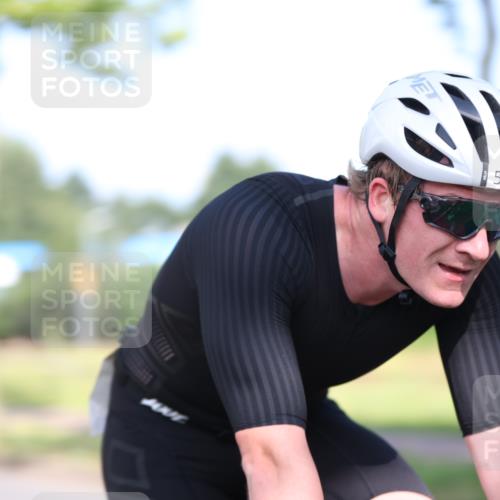 10.08.2025 - GEWOBA Citytriathlon Bremen Yannick Fuchs http://msf.ph/oto/8540692 10.08.2025 10:26:33 Radfahren 487 meine-sportfotos.de