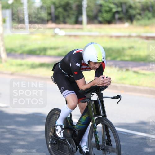 10.08.2025 - GEWOBA Citytriathlon Bremen Yannick Fuchs http://msf.ph/oto/8540723 10.08.2025 10:28:38 Radfahren  meine-sportfotos.de