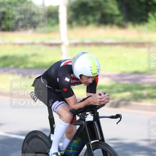 10.08.2025 - GEWOBA Citytriathlon Bremen Yannick Fuchs http://msf.ph/oto/8540724 10.08.2025 10:28:38 Radfahren  meine-sportfotos.de