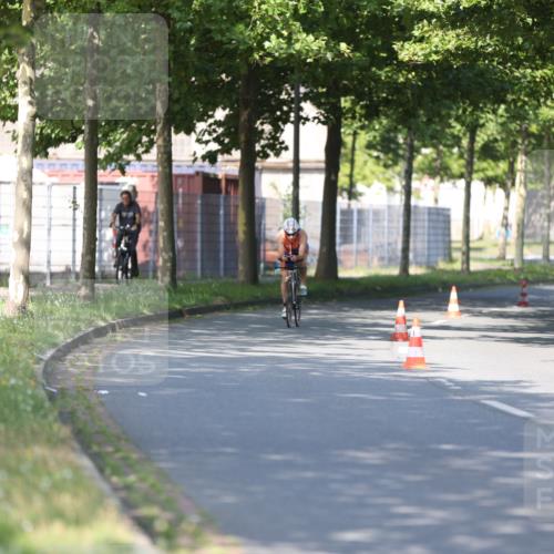 10.08.2025 - GEWOBA Citytriathlon Bremen Yannick Fuchs http://msf.ph/oto/8540783 10.08.2025 10:30:24 Radfahren 377, 433, 441, 471 meine-sportfotos.de