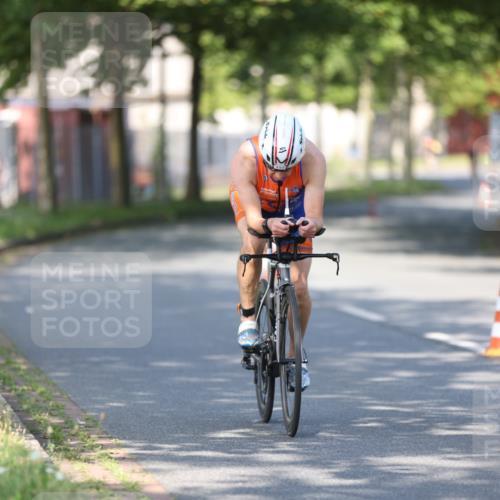 10.08.2025 - GEWOBA Citytriathlon Bremen Yannick Fuchs http://msf.ph/oto/8540784 10.08.2025 10:30:28 Radfahren 377, 441, 471 meine-sportfotos.de
