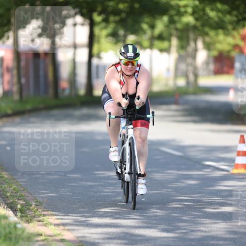 10.08.2025 - GEWOBA Citytriathlon Bremen Yannick Fuchs http://msf.ph/oto/8540814 10.08.2025 10:31:14 Radfahren 363, 387, 434 meine-sportfotos.de
