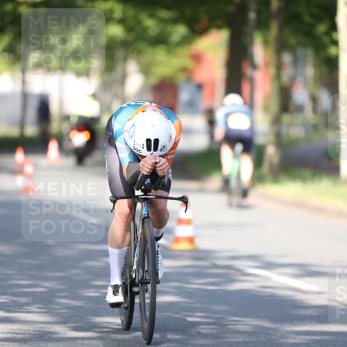 10.08.2025 - GEWOBA Citytriathlon Bremen Yannick Fuchs http://msf.ph/oto/8540821 10.08.2025 10:31:26 Radfahren 363, 387, 434 meine-sportfotos.de