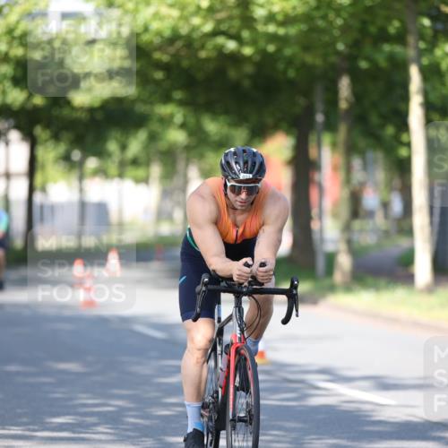 10.08.2025 - GEWOBA Citytriathlon Bremen Yannick Fuchs http://msf.ph/oto/8540845 10.08.2025 10:32:12 Radfahren 205, 405, 408, 508 meine-sportfotos.de