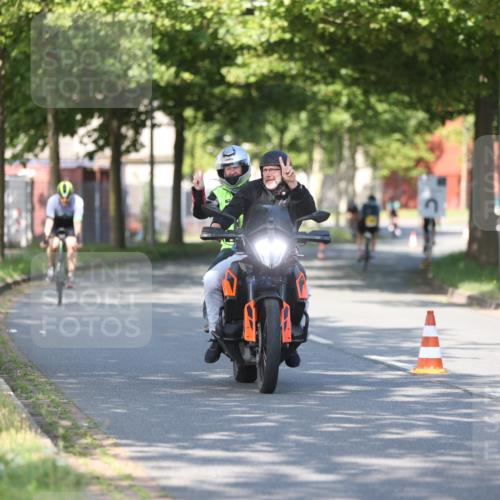 10.08.2025 - GEWOBA Citytriathlon Bremen Yannick Fuchs http://msf.ph/oto/8540866 10.08.2025 10:32:29 Radfahren 349, 354, 406, 408, 426, 432, 473, 483, 502 meine-sportfotos.de