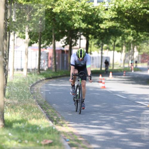 10.08.2025 - GEWOBA Citytriathlon Bremen Yannick Fuchs http://msf.ph/oto/8540873 10.08.2025 10:32:32 Radfahren 349, 354, 406, 408, 426, 432, 473, 483, 502 meine-sportfotos.de