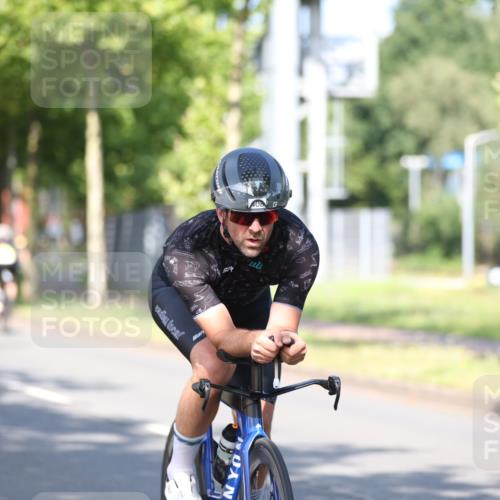 10.08.2025 - GEWOBA Citytriathlon Bremen Yannick Fuchs http://msf.ph/oto/8540895 10.08.2025 10:32:41 Radfahren 349, 371, 384, 406, 426, 432, 473, 483, 502 meine-sportfotos.de