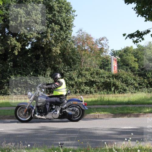 10.08.2025 - GEWOBA Citytriathlon Bremen Yannick Fuchs http://msf.ph/oto/8541093 10.08.2025 10:22:37 Radfahren  meine-sportfotos.de