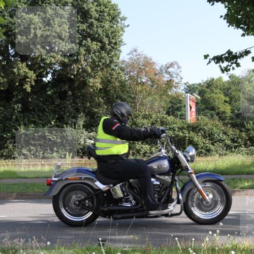 10.08.2025 - GEWOBA Citytriathlon Bremen Yannick Fuchs http://msf.ph/oto/8541121 10.08.2025 10:23:18 Radfahren  meine-sportfotos.de