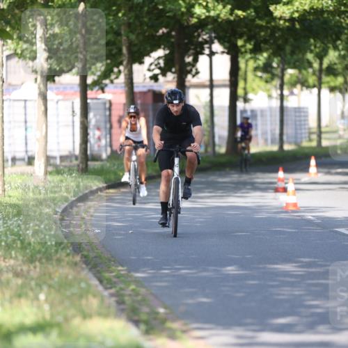 10.08.2025 - GEWOBA Citytriathlon Bremen Yannick Fuchs http://msf.ph/oto/8541176 10.08.2025 10:36:08 Radfahren 373, 401, 450, 493 meine-sportfotos.de