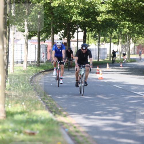 10.08.2025 - GEWOBA Citytriathlon Bremen Yannick Fuchs http://msf.ph/oto/8541244 10.08.2025 10:36:27 Radfahren 99, 117, 159, 231, 378, 397, 401, 447 meine-sportfotos.de