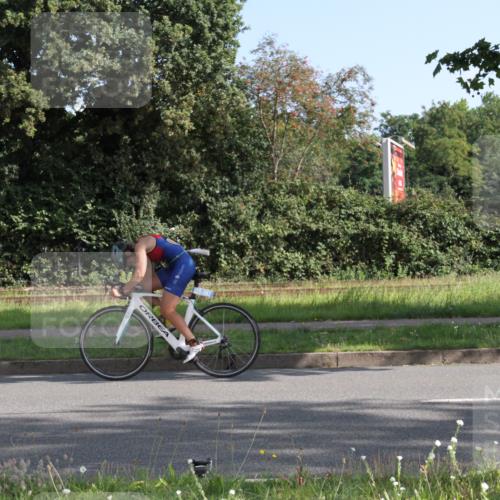 10.08.2025 - GEWOBA Citytriathlon Bremen Yannick Fuchs http://msf.ph/oto/8541271 10.08.2025 10:25:44 Radfahren 369 meine-sportfotos.de