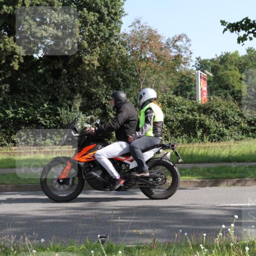 10.08.2025 - GEWOBA Citytriathlon Bremen Yannick Fuchs http://msf.ph/oto/8541282 10.08.2025 10:25:45 Radfahren 369 meine-sportfotos.de