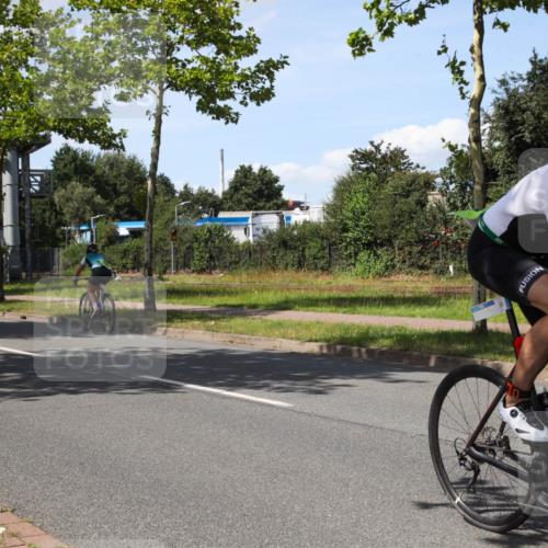 10.08.2025 - GEWOBA Citytriathlon Bremen Yannick Fuchs http://msf.ph/oto/8541321 10.08.2025 14:29:05 Radfahren 168, 172, 188, 321, 403, 447 meine-sportfotos.de