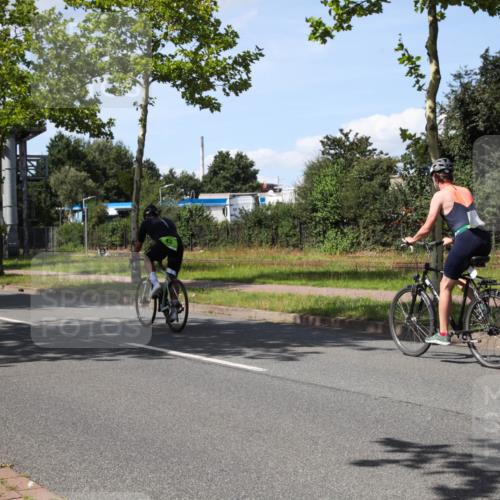 10.08.2025 - GEWOBA Citytriathlon Bremen Yannick Fuchs http://msf.ph/oto/8541377 10.08.2025 14:29:11 Radfahren 168, 172, 188, 321, 389, 447 meine-sportfotos.de