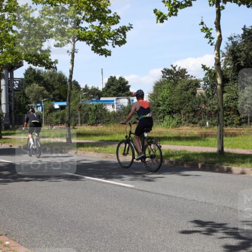 10.08.2025 - GEWOBA Citytriathlon Bremen Yannick Fuchs http://msf.ph/oto/8541384 10.08.2025 14:29:12 Radfahren 168, 172, 188, 321, 389, 447 meine-sportfotos.de