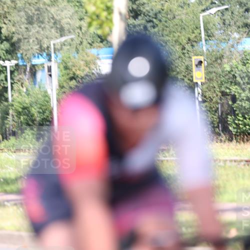 10.08.2025 - GEWOBA Citytriathlon Bremen Yannick Fuchs http://msf.ph/oto/8541394 10.08.2025 10:36:53 Radfahren 115, 381, 497 meine-sportfotos.de