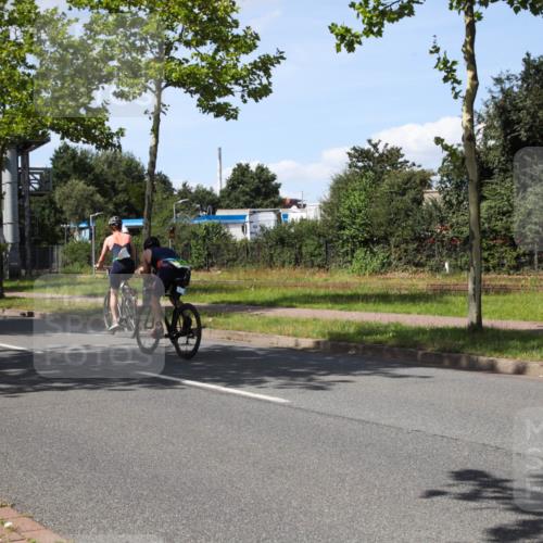 10.08.2025 - GEWOBA Citytriathlon Bremen Yannick Fuchs http://msf.ph/oto/8541396 10.08.2025 14:29:13 Radfahren 168, 172, 188, 321, 389, 447 meine-sportfotos.de
