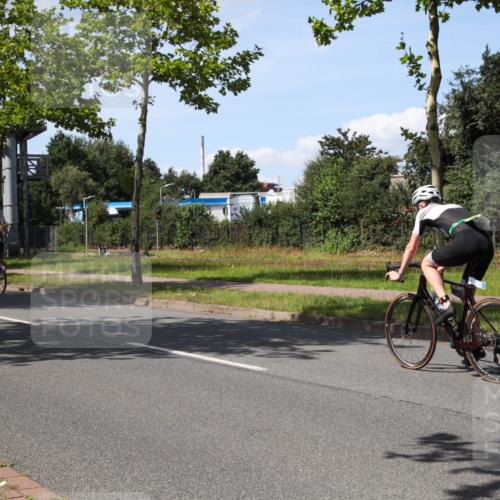 10.08.2025 - GEWOBA Citytriathlon Bremen Yannick Fuchs http://msf.ph/oto/8541408 10.08.2025 14:29:14 Radfahren 168, 172, 188, 321, 389, 447 meine-sportfotos.de