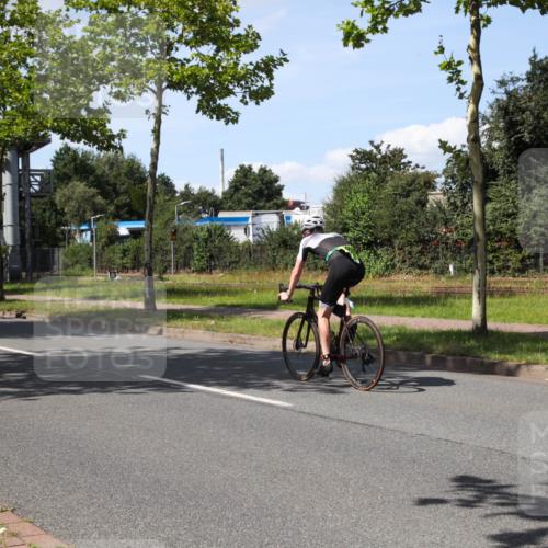 10.08.2025 - GEWOBA Citytriathlon Bremen Yannick Fuchs http://msf.ph/oto/8541410 10.08.2025 14:29:14 Radfahren 168, 172, 188, 321, 389, 447 meine-sportfotos.de