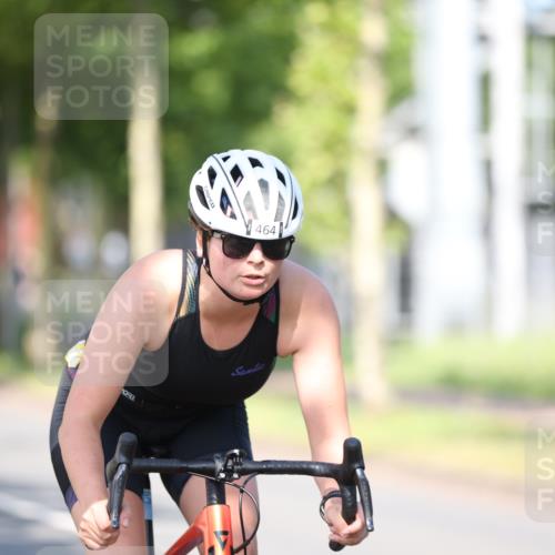 10.08.2025 - GEWOBA Citytriathlon Bremen Yannick Fuchs http://msf.ph/oto/8541455 10.08.2025 10:37:11 Radfahren 85, 121, 145, 381, 464 meine-sportfotos.de