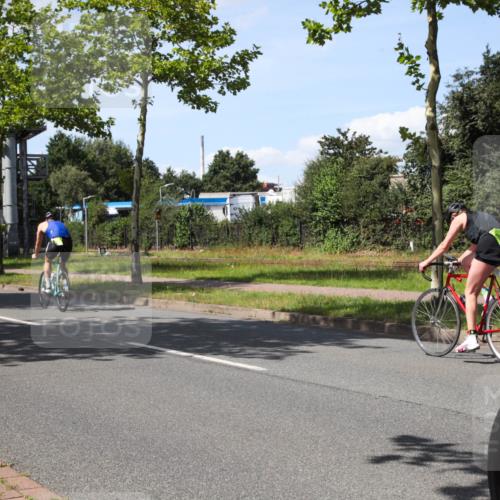 10.08.2025 - GEWOBA Citytriathlon Bremen Yannick Fuchs http://msf.ph/oto/8541482 10.08.2025 14:29:22 Radfahren 117, 179, 188, 206, 212, 351, 365, 373, 389, 447, 487 meine-sportfotos.de