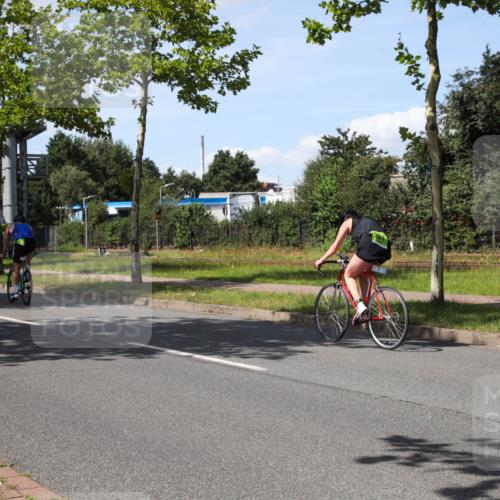 10.08.2025 - GEWOBA Citytriathlon Bremen Yannick Fuchs http://msf.ph/oto/8541485 10.08.2025 14:29:22 Radfahren 117, 179, 188, 206, 212, 351, 365, 373, 389, 447, 487 meine-sportfotos.de