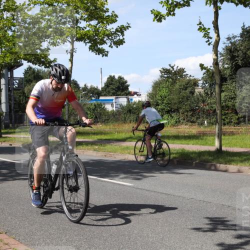 10.08.2025 - GEWOBA Citytriathlon Bremen Yannick Fuchs http://msf.ph/oto/8541495 10.08.2025 14:29:23 Radfahren 117, 179, 188, 206, 212, 351, 365, 373, 389, 447, 487 meine-sportfotos.de