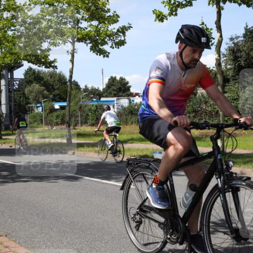 10.08.2025 - GEWOBA Citytriathlon Bremen Yannick Fuchs http://msf.ph/oto/8541498 10.08.2025 14:29:24 Radfahren 117, 179, 188, 206, 212, 351, 365, 373, 389, 405, 447, 487, 517 meine-sportfotos.de
